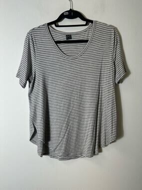 GXF Short Sleeved Gray and White Striped Shirt Sz S